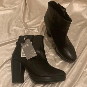 H&M Black Premium Leather Platform Booties Size 7 | Black Ankle Boots